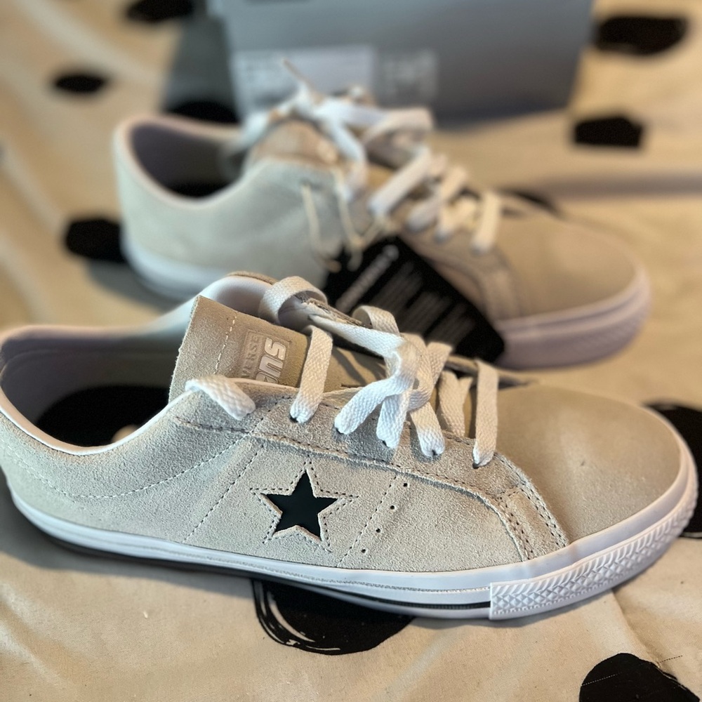 Women’s One Star Suede Sneakers - Cream